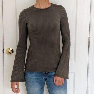 Aqua Bell Sleeve Ribbed Top Green Size XS